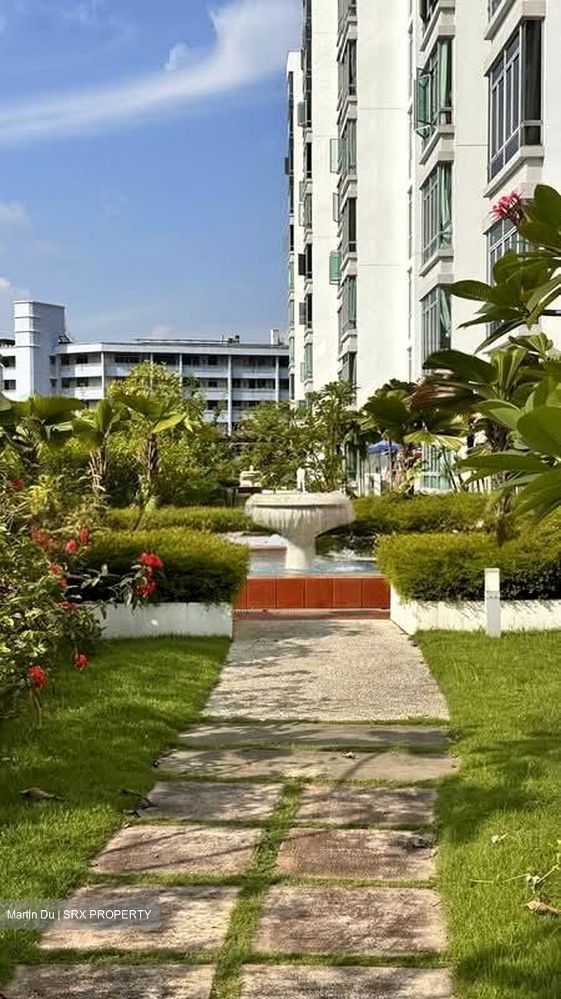 The Lakeshore (D22), Condominium #556127511